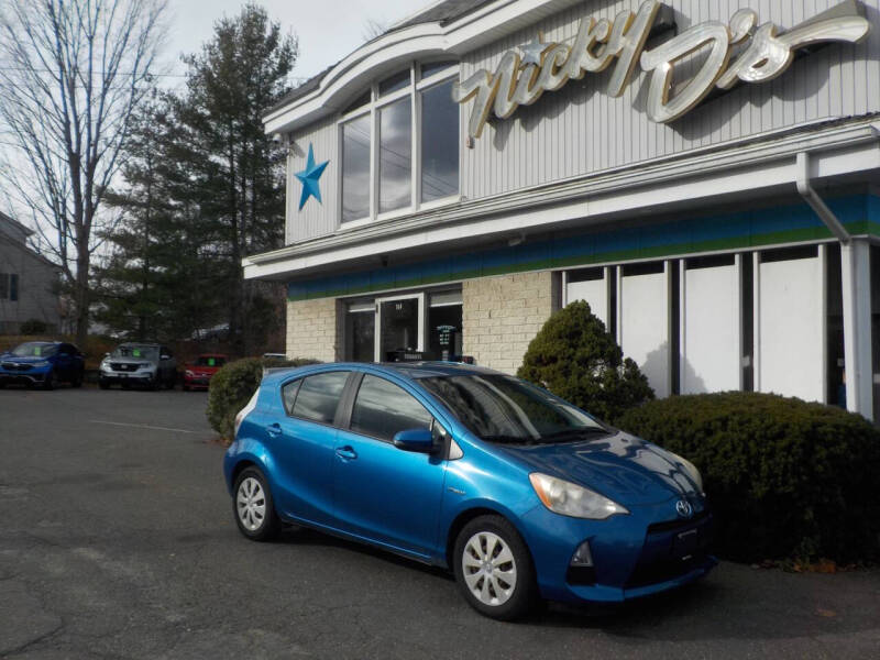 2013 Toyota Prius c Two