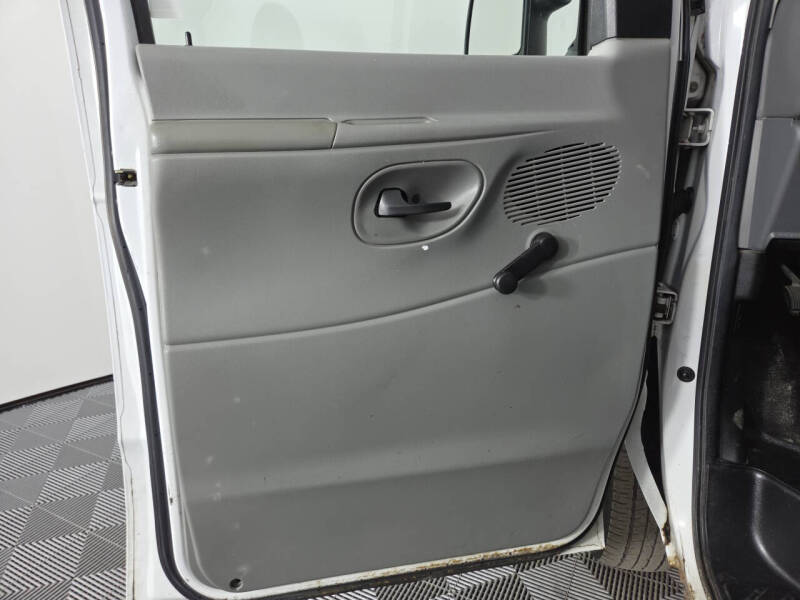2008 Ford E-Series E-150