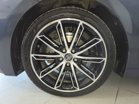 2019 Toyota Avalon XLE