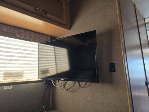 2017 Ford E-Series E-450 SD