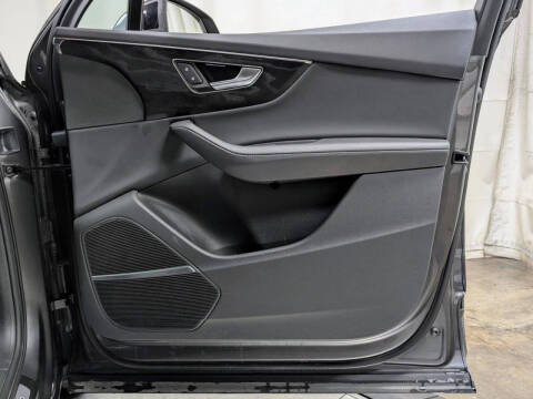 2023 Audi Q7 quattro Premium Plus 45 TFSI