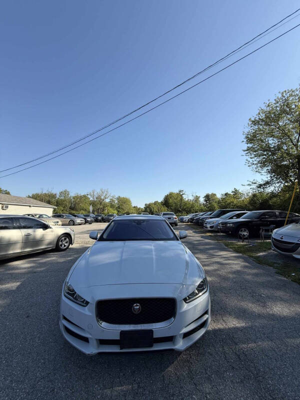 2017 Jaguar XE 35t Premium