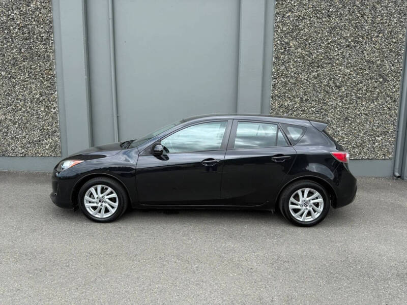 2013 Mazda MAZDA3 i Touring