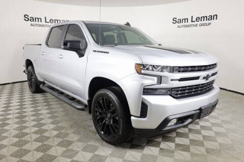 2020 Chevrolet Silverado 1500 for sale at Sam Leman Chrysler Jeep Dodge of Peoria in Peoria IL