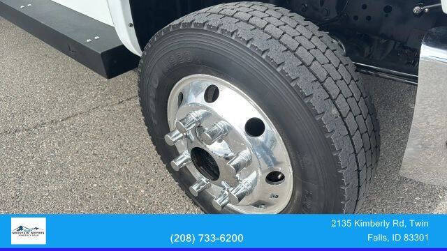 2021 Chevrolet Silverado 5500HD