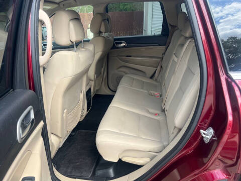 2020 Jeep Grand Cherokee Laredo