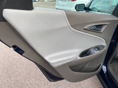 2017 Chevrolet Malibu LT