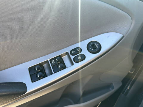 2017 Hyundai Accent Value Edition