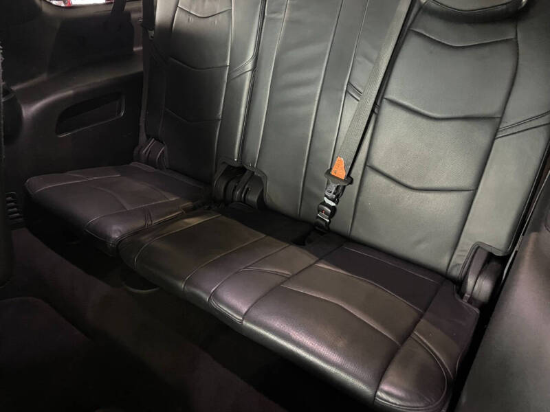 2018 Cadillac Escalade ESV Platinum