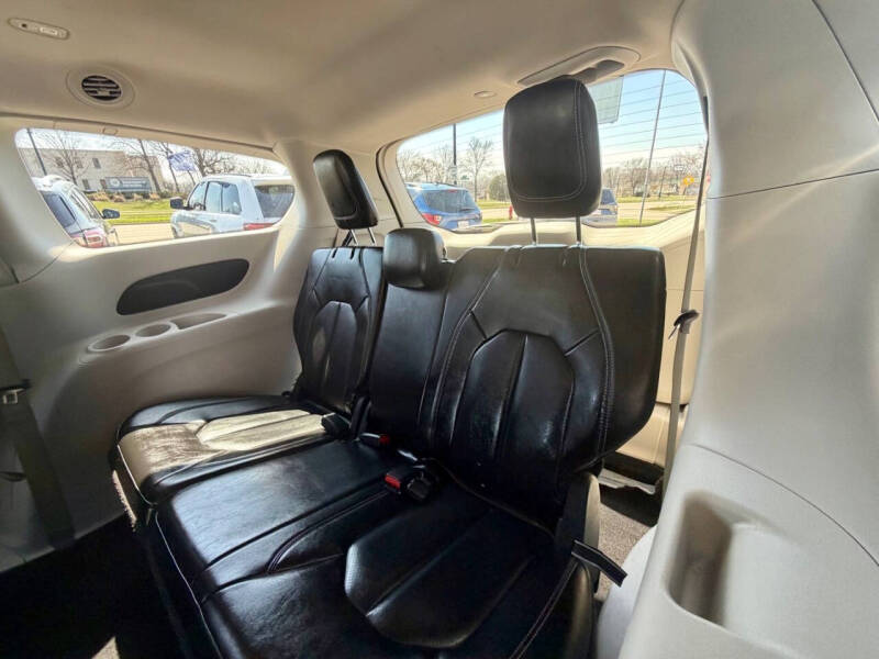 2021 Chrysler Voyager LXi