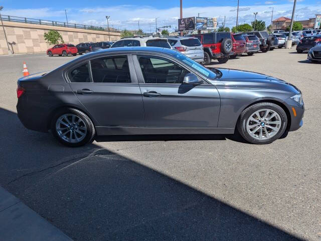 2017 BMW 3 Series 320i