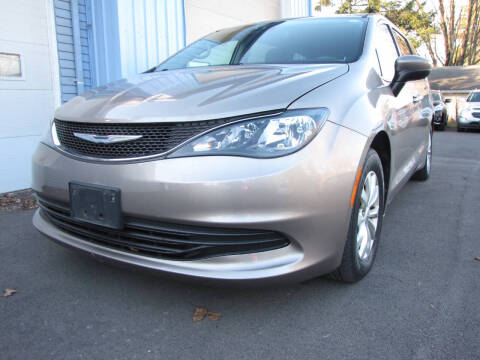 2017 Chrysler Pacifica Touring