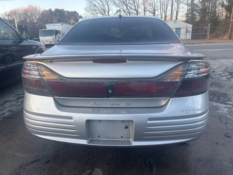 2005 Pontiac Bonneville SE