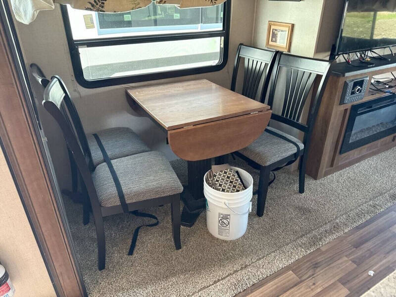2018 Coachmen RV Chaparral