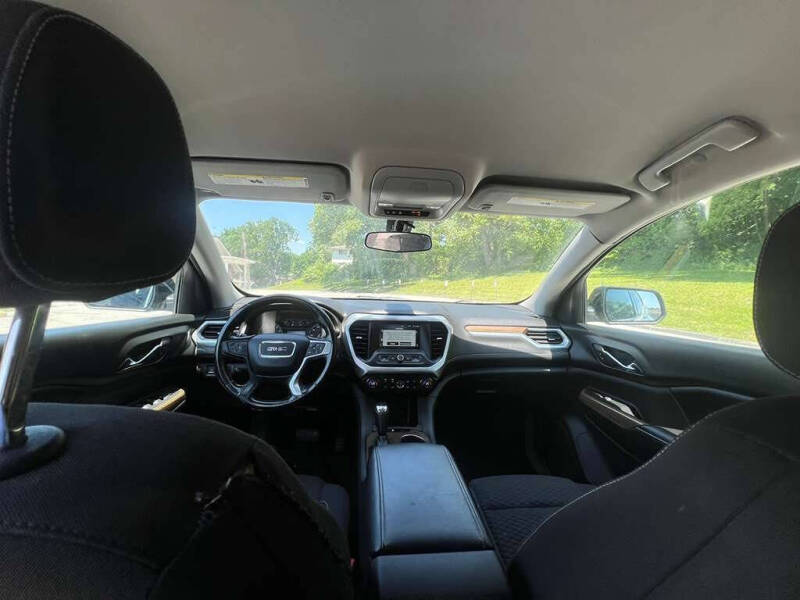 2017 GMC Acadia SLE-1