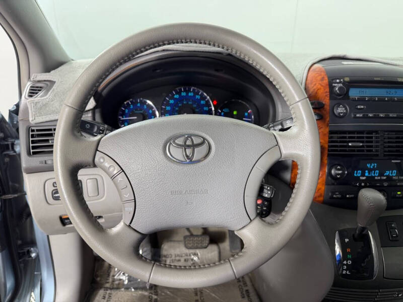2006 Toyota Sienna XLE 7 Passenger