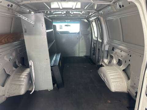 2011 Ford E-Series E-250