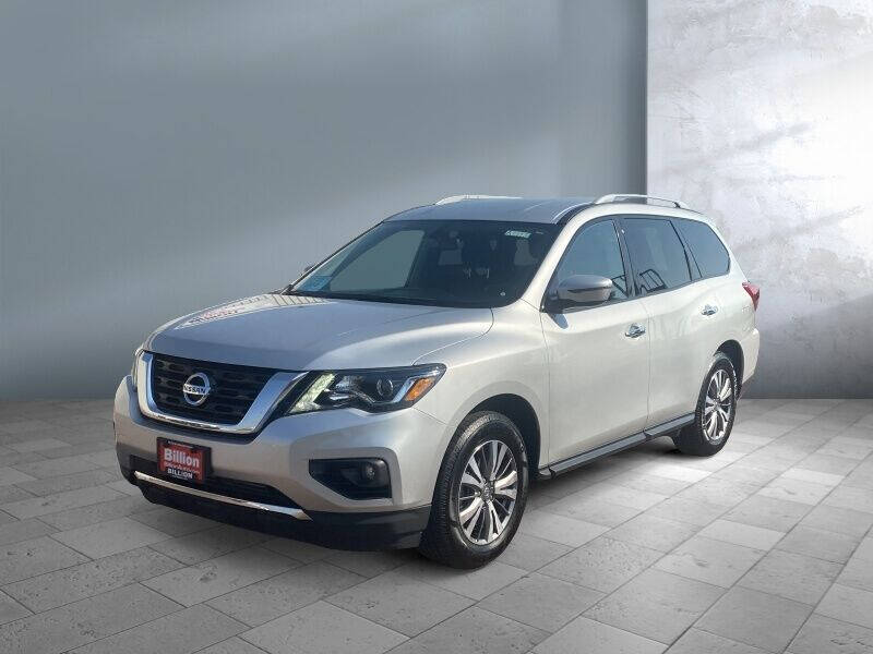 2019 Nissan Pathfinder SV
