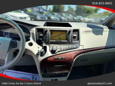 2011 Toyota Sienna