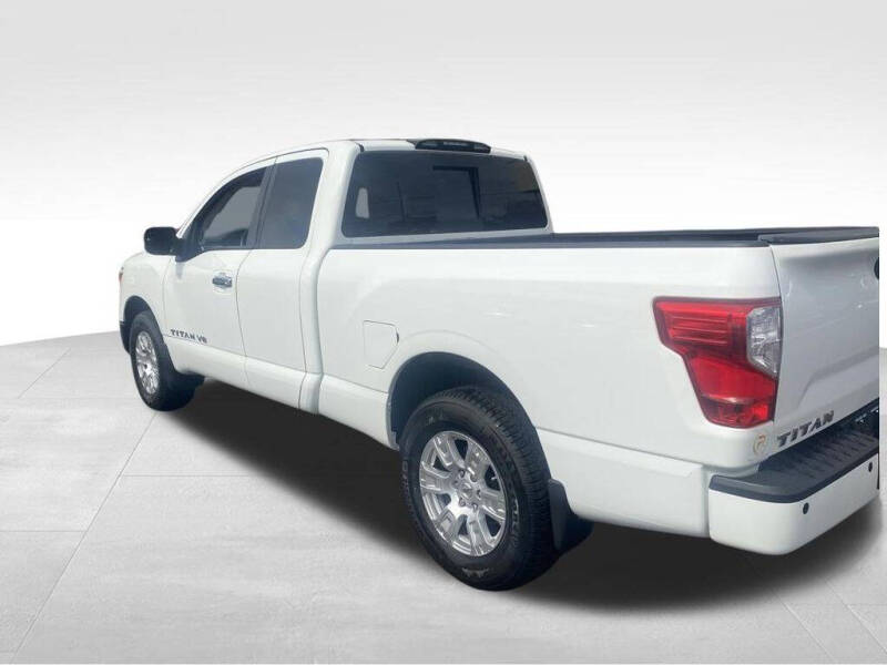 2018 Nissan Titan SV