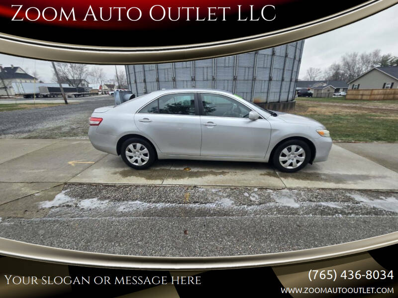 2011 Toyota Camry LE's photo