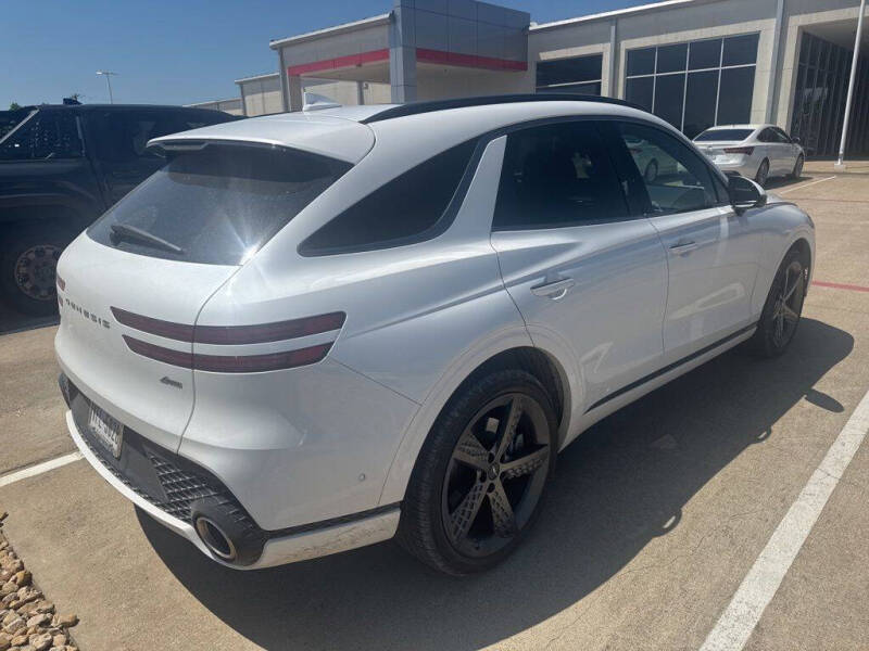 2024 Genesis GV70 2.5T Standard