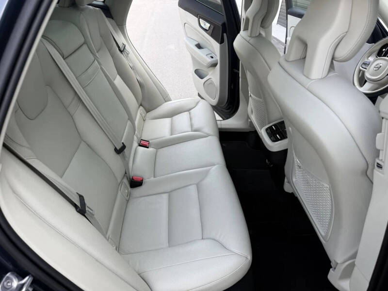 2018 Volvo XC60 T5 Inscription