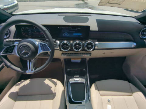 2025 Mercedes-Benz GLB GLB 250