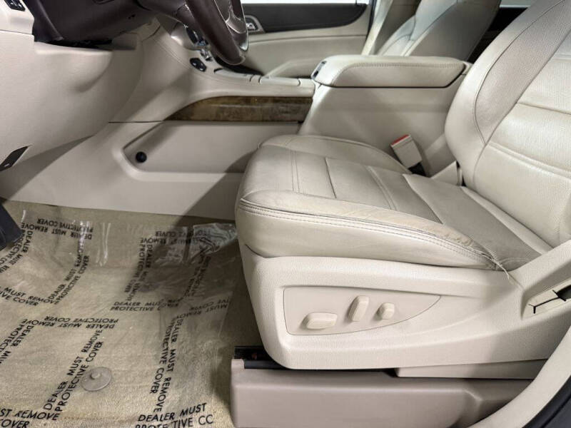 2017 GMC Yukon XL Denali