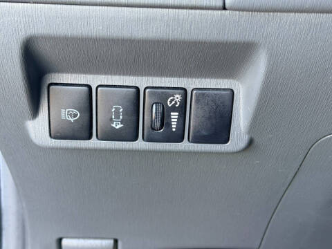 2012 Toyota Prius v Five