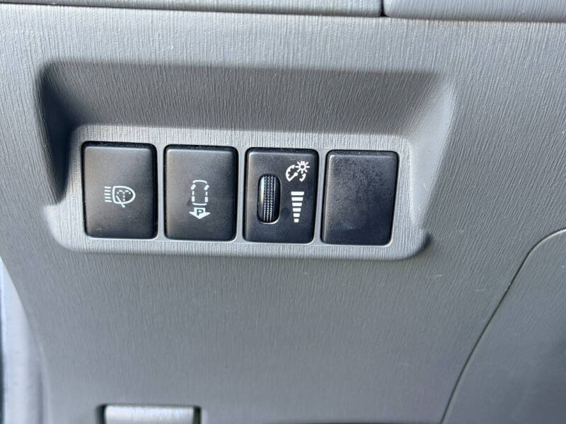 2012 Toyota Prius v Five
