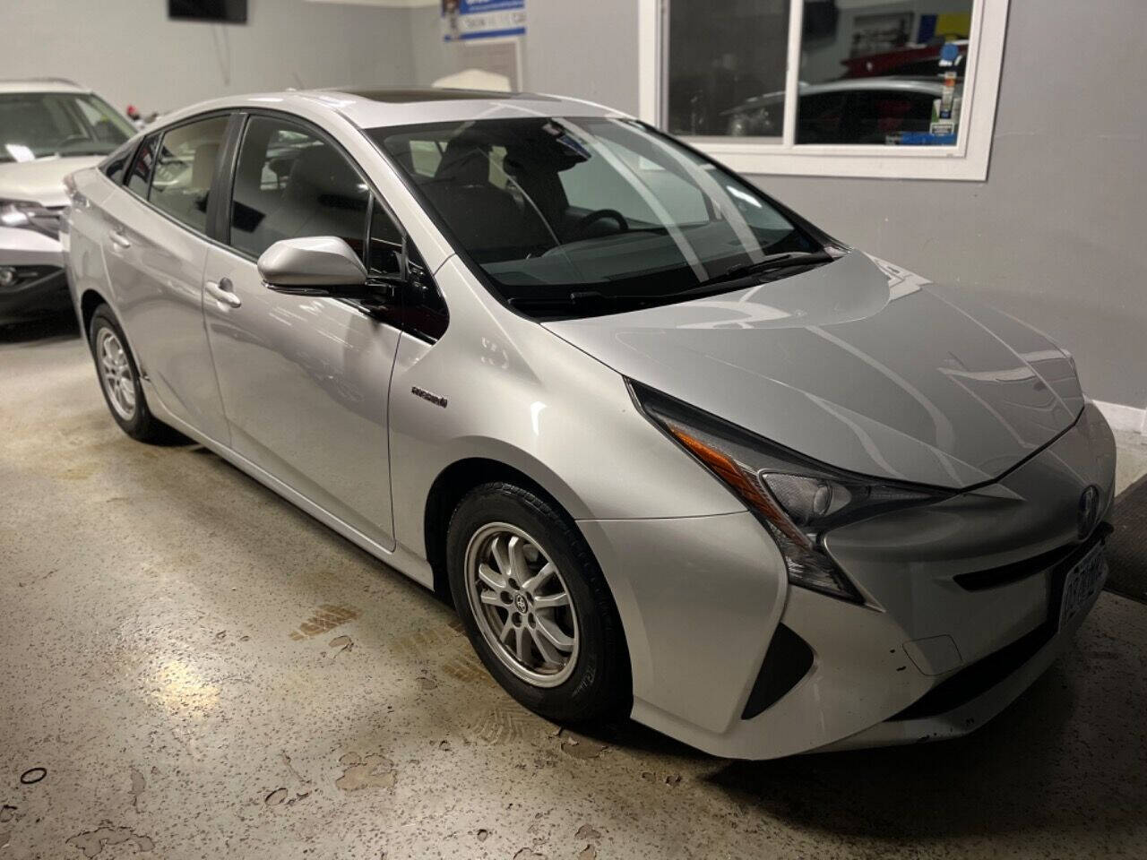 2016 Toyota Prius for sale at E & A MOTORS in Portland, OR