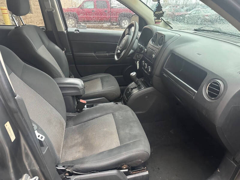 2012 Jeep Compass Sport