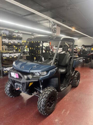 2025 Can-Am Defender