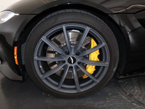 2019 Aston Martin Vantage