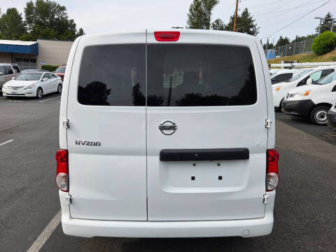 2020 Nissan NV200 S