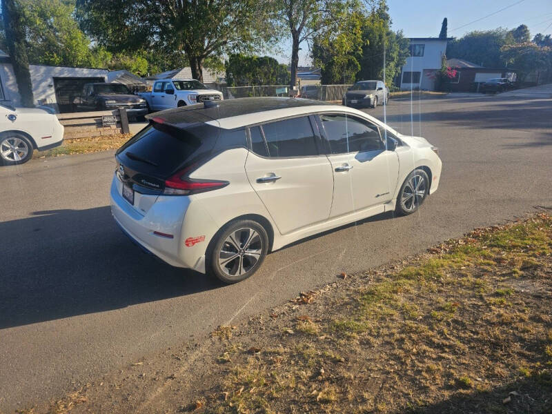 2018 Nissan LEAF SL