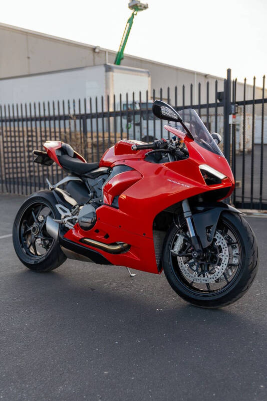 2020 Ducati V2 Superquadro Final Edition
