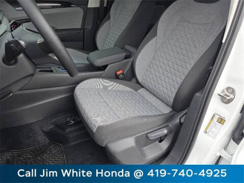 2025 Volkswagen Tiguan S 4Motion