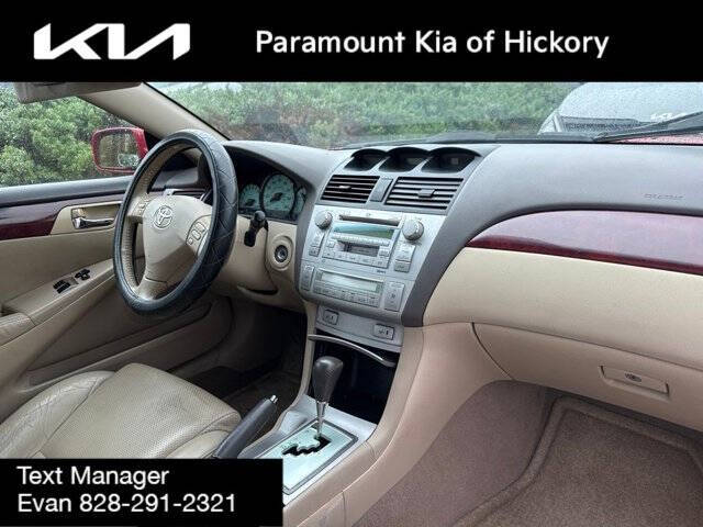 2005 Toyota Camry Solara SLE V6