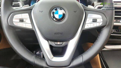 2025 BMW X4 xDrive30i