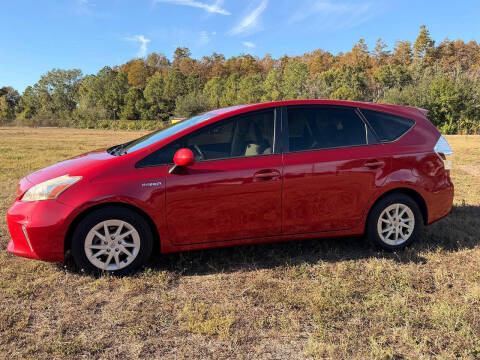 2013 Toyota Prius v Three