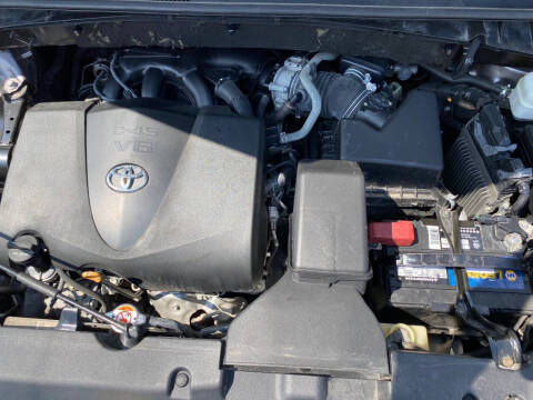 2019 Toyota Highlander Limited Platinum