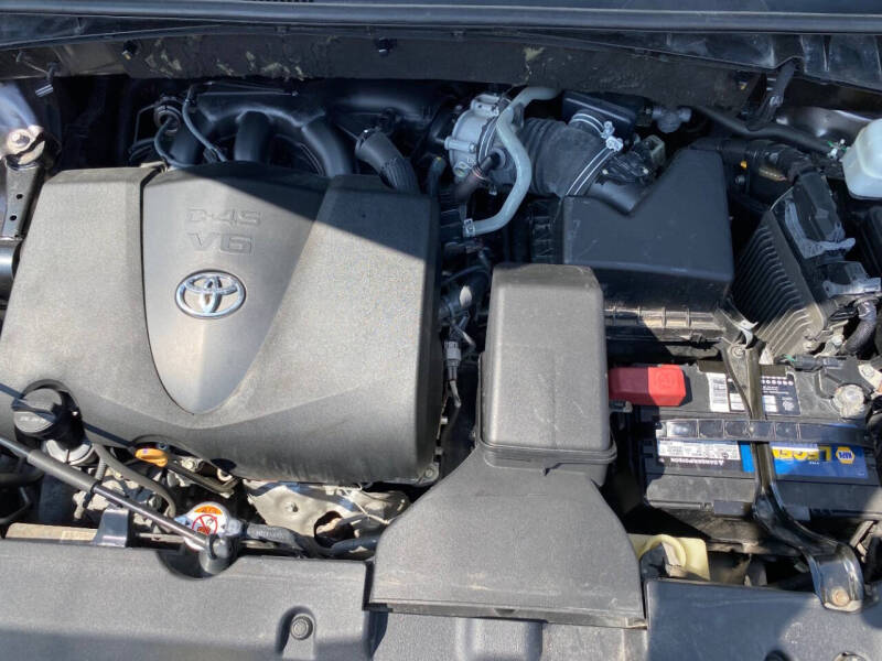 2019 Toyota Highlander Limited Platinum