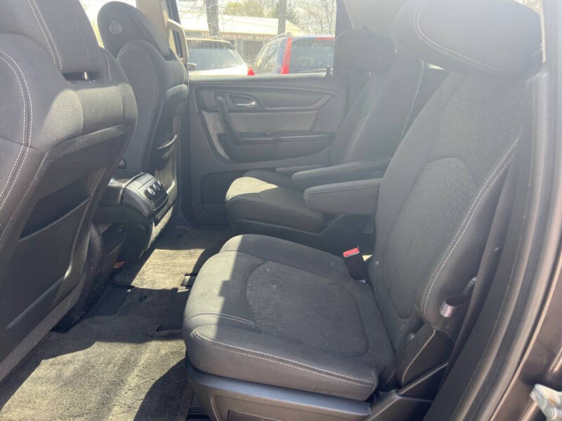 2013 GMC Acadia SLE-2