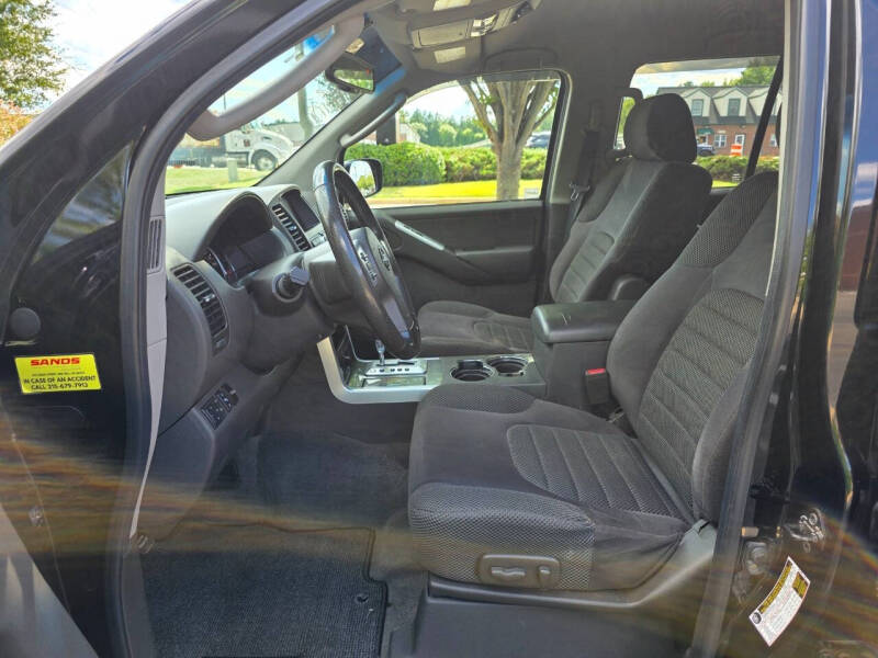 2008 Nissan Pathfinder SE