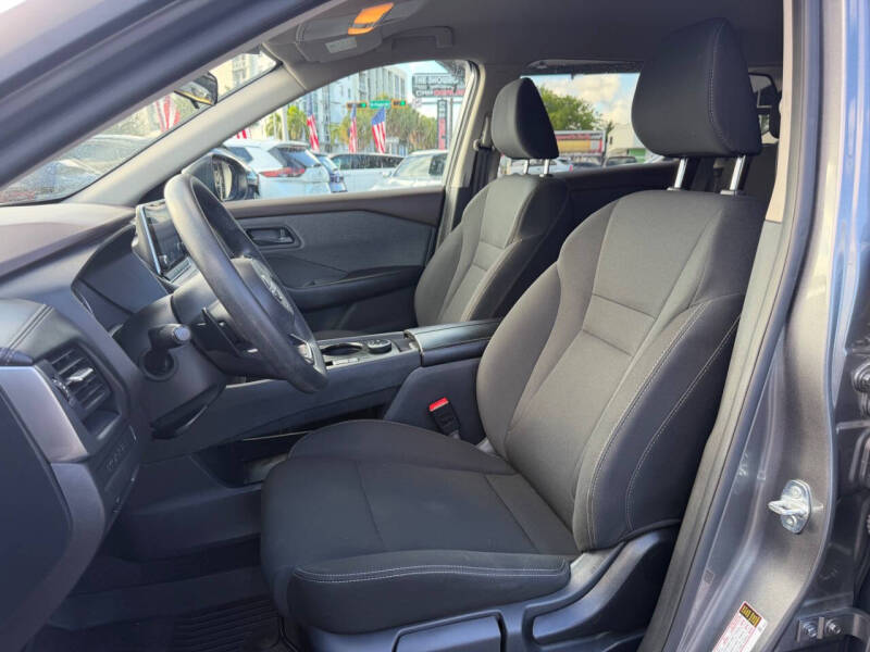 2023 Nissan Rogue S