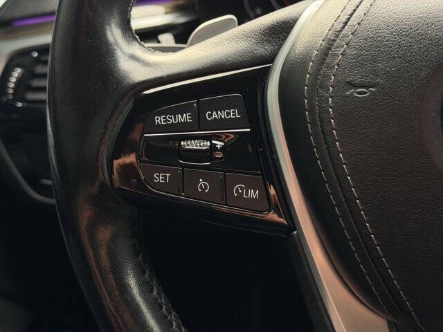 2021 BMW 5 Series 530i