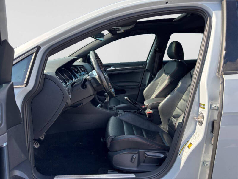 2018 Volkswagen Golf GTI SE