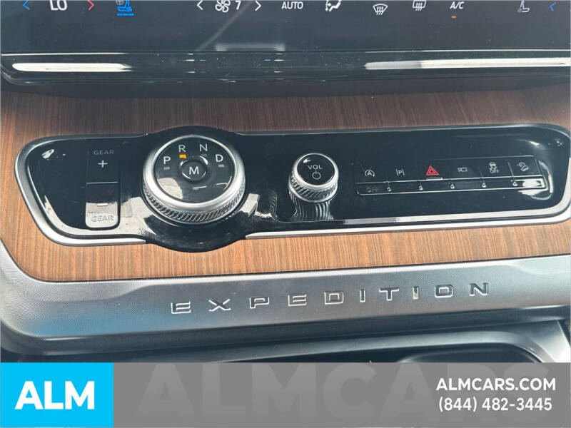 2025 Ford Expedition MAX King Ranch
